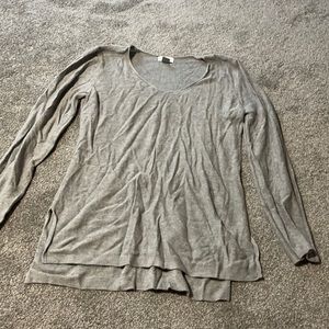 Gray knit long sleeve sweater
